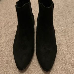 ✨3/$10 - Black booties